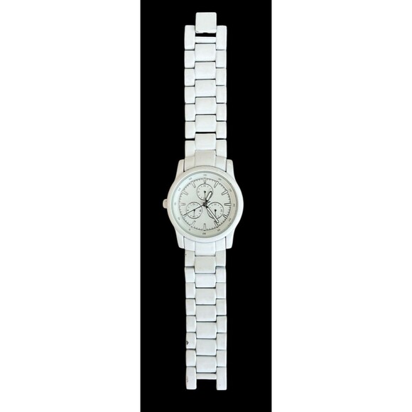 Merona Women's Watch  White Link Bracelet 7" Wristwatch New Battery Works - Picture 2 of 6